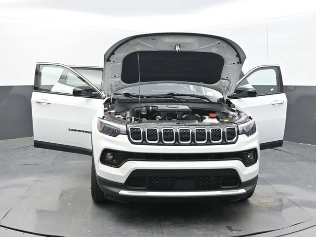 Used 2023 Jeep Compass Limited w/ Elite Group AWD/4WD image 63