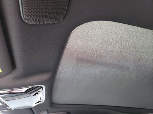 New 2026 Land Rover Range Rover Velar Dynamic SE image 25