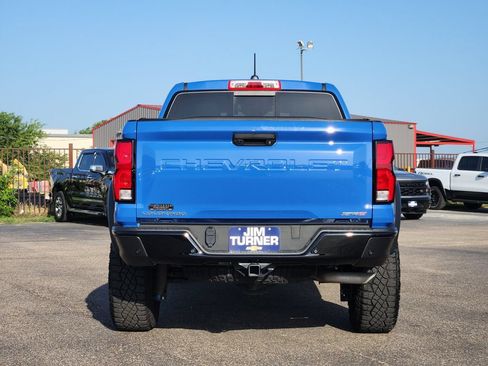 Used 2025 Chevrolet Colorado ZR2 AWD/4WD image 6