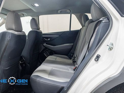 Used 2024 Subaru Outback Premium image 23