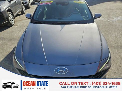 Used 2023 Hyundai Elantra SEL w/ Convenience Package image 9