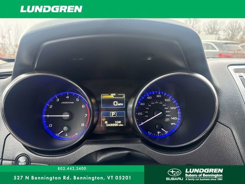 Used 2017 Subaru Outback 2.5i Premium image 12