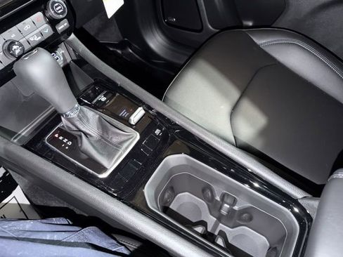 New 2026 Jeep Compass Limited w/ Sun, Sound & Navigation Group image 32