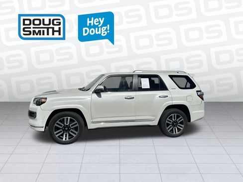 Used 2016 Toyota 4Runner Limited AWD/4WD image 2