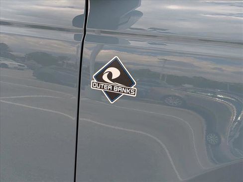 Used 2023 Ford Bronco Outer Banks AWD/4WD image 14