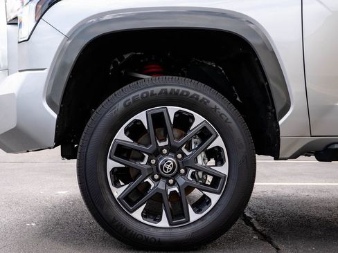New 2026 Toyota Tundra Limited AWD/4WD image 10