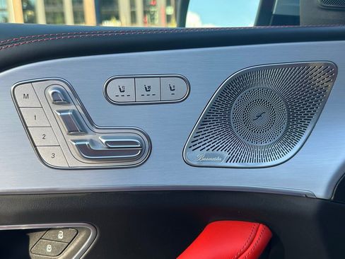 Used 2025 Mercedes-Benz GLE 53 AMG 4MATIC image 22