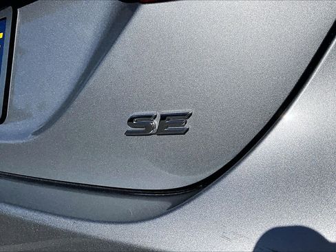 Certified 2023 Toyota Camry SE image 9