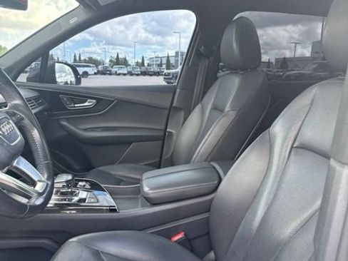 Used 2017 Audi Q7 2.0T Premium Plus w/ Premium Plus Package AWD/4WD image 8