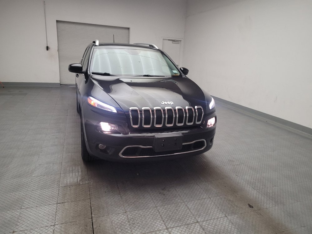 Used 2016 Jeep Cherokee Limited w/ Trailer Tow Group AWD/4WD image 14