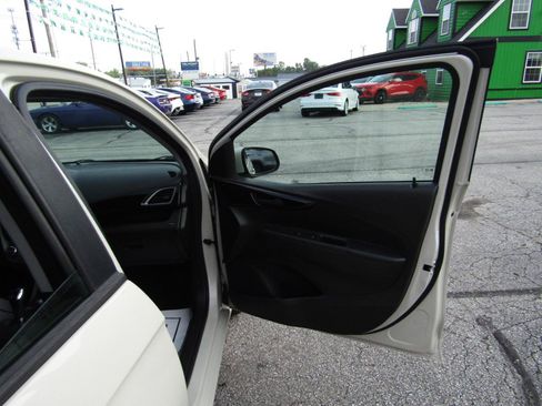 Used 2020 Chevrolet Spark LT FWD image 22