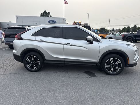 Used 2025 Mitsubishi Eclipse Cross SE AWD/4WD image 2