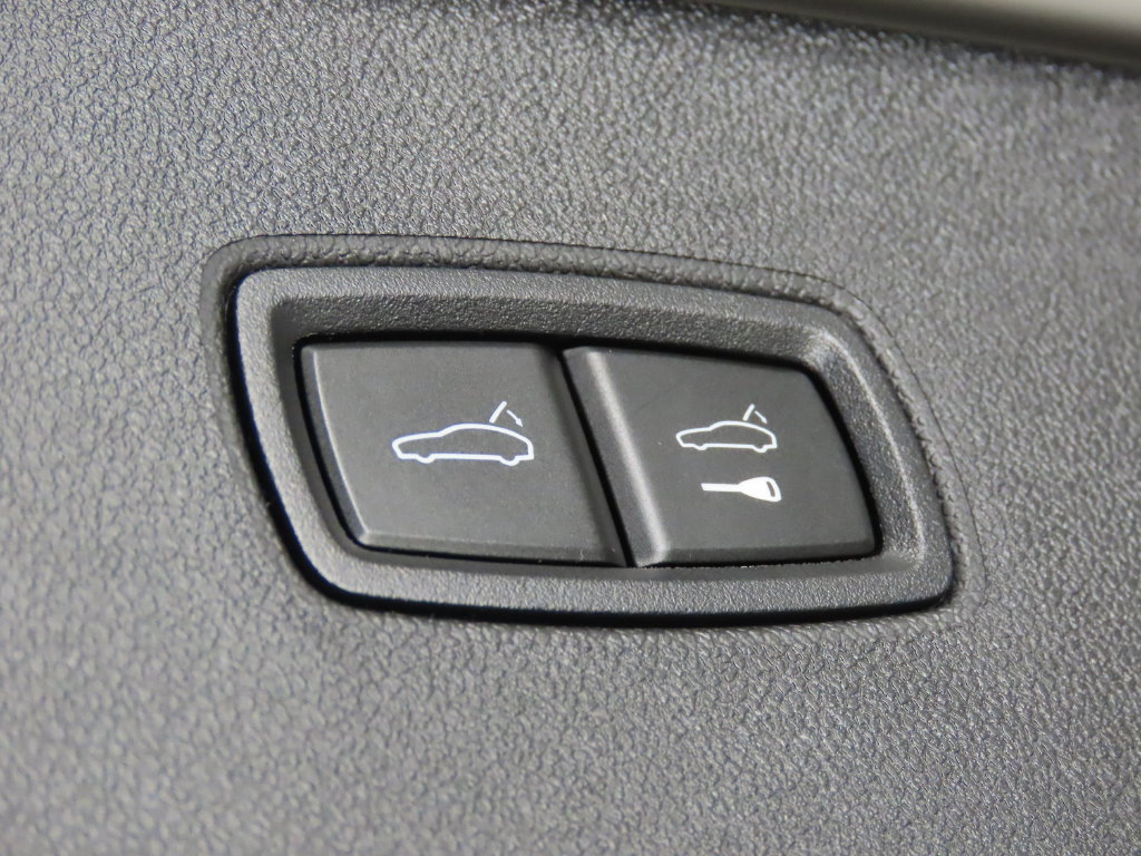 Certified 2026 Porsche Cayenne E-Hybrid AWD/4WD image 49
