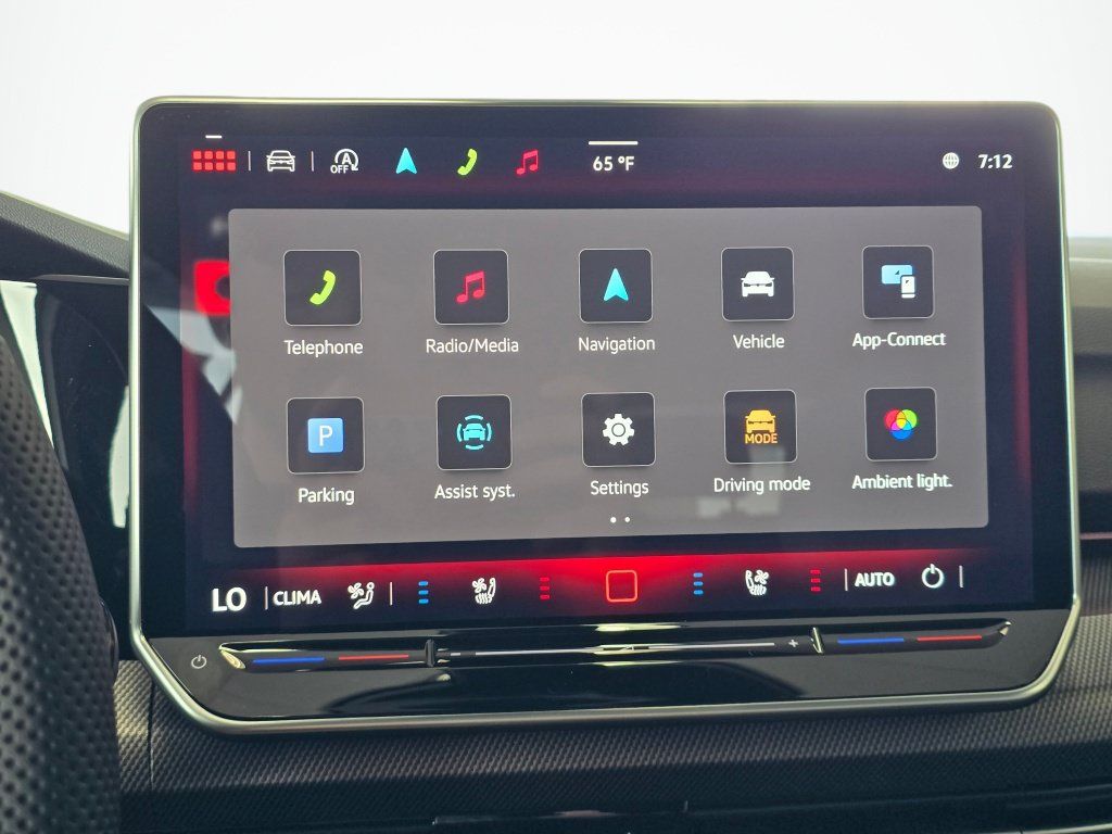 New 2026 Volkswagen GTI SE FWD image 24