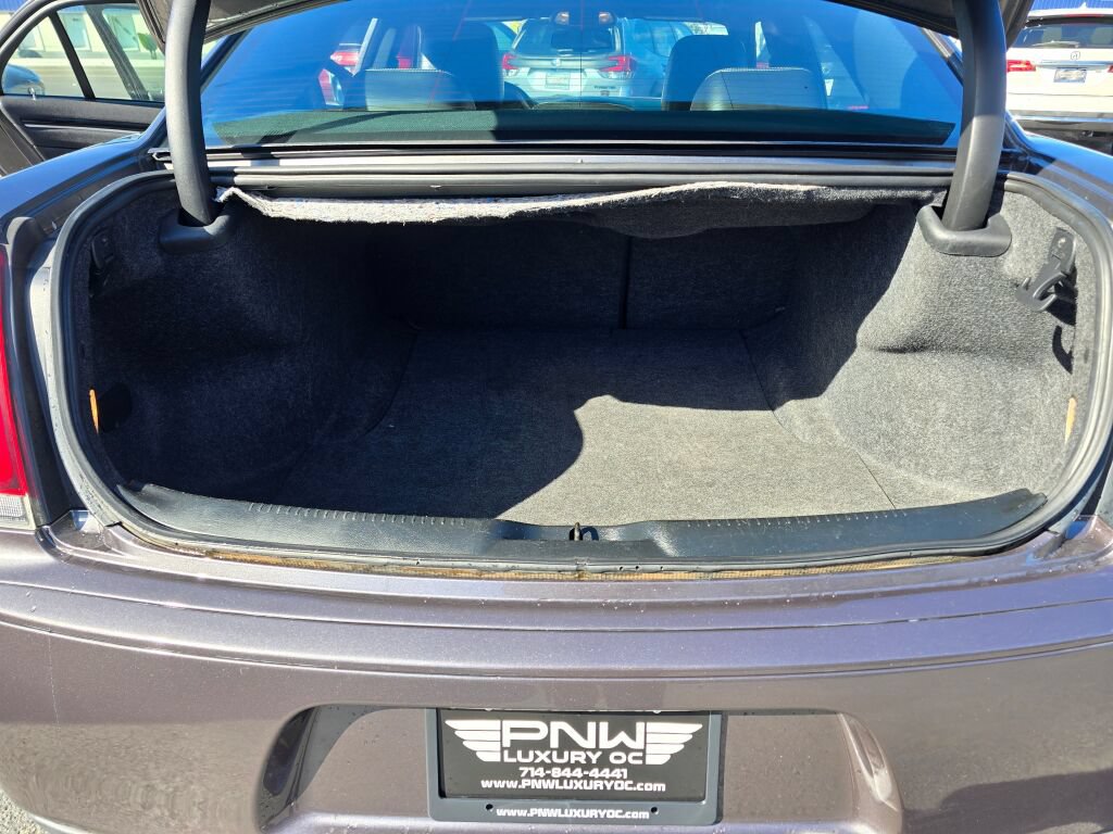 Used 2019 Chrysler 300 S RWD image 14
