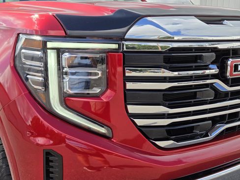 Used 2025 GMC Sierra 1500 SLT w/ SLT Premium Plus Package AWD/4WD image 3