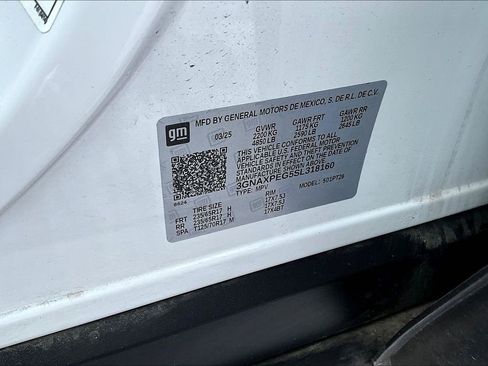 Used 2025 Chevrolet Equinox LT AWD/4WD image 20