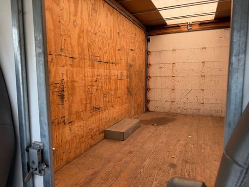 Used 2017 GMC Savana 3500 Van Cab-Chassis 2D image 13