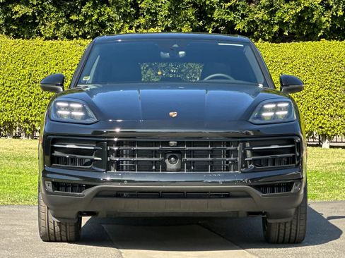 New 2026 Porsche Cayenne image 11