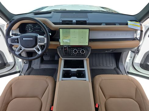 New 2026 Land Rover Defender 110 S image 9