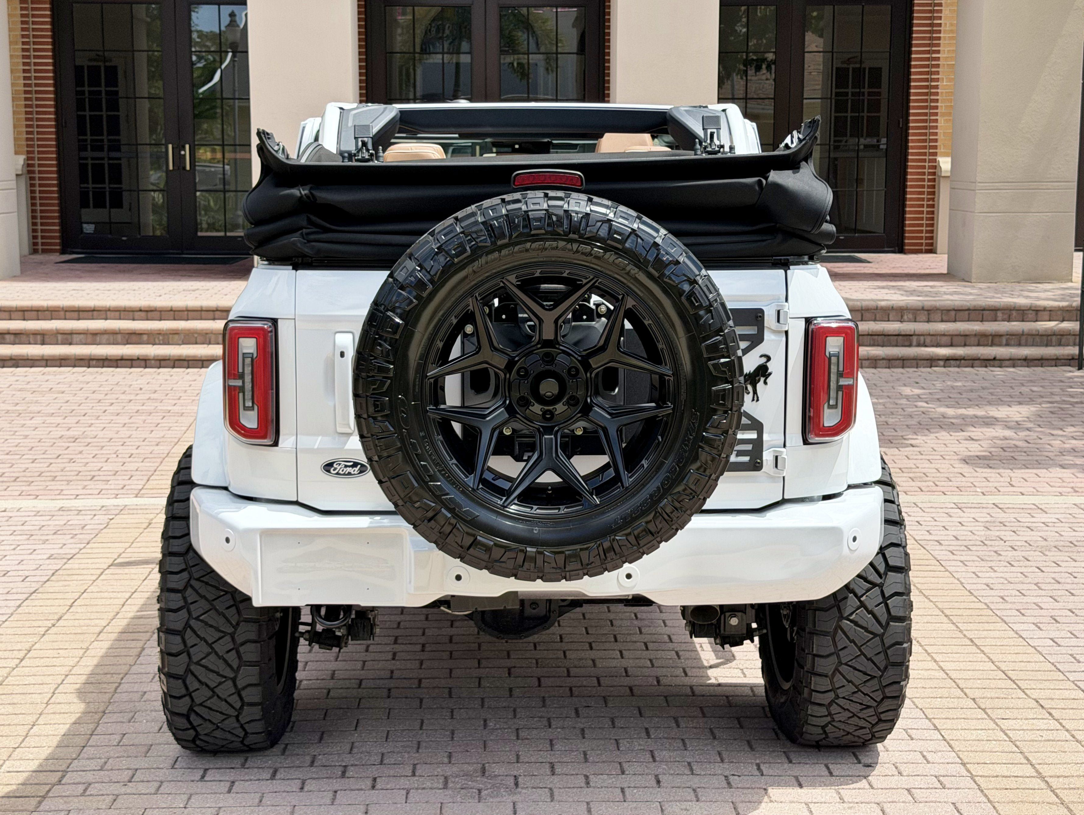Used 2026 Ford Bronco Outer Banks AWD/4WD image 8