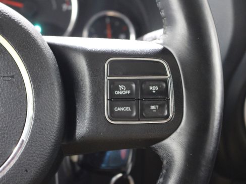 Used 2016 Jeep Wrangler Unlimited Sahara w/ Max Tow Package image 11