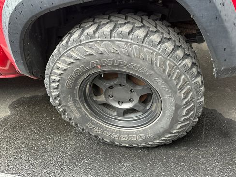 Certified 2019 Toyota Tacoma TRD Off-Road image 7