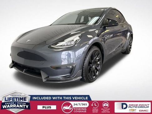 Used 2022 Tesla Model Y Long Range image 4