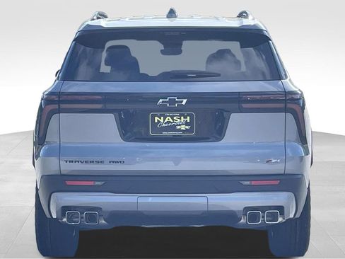 New 2026 Chevrolet Traverse Z71 w/ Driver Confidence Package image 4