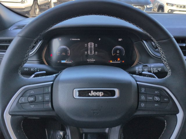 Certified 2023 Jeep Grand Cherokee Altitude AWD/4WD image 28