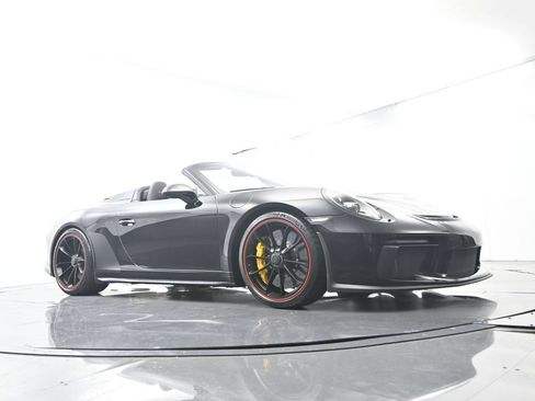 Certified 2019 Porsche 911 Speedster RWD image 65
