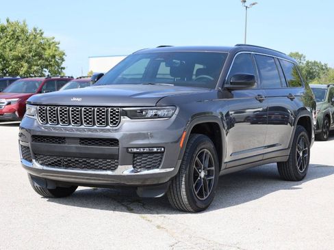 Used 2025 Jeep Grand Cherokee L Laredo w/ Trailer Tow Package AWD/4WD image 6