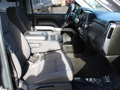 Used 2019 Chevrolet Silverado 1500 LT image 17