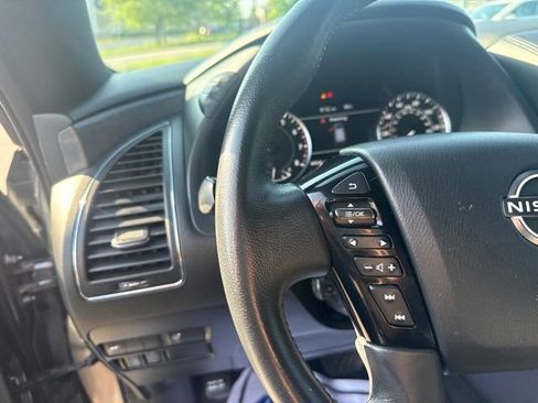 Used 2022 Nissan Armada SL w/ Midnight Edition Package RWD image 18