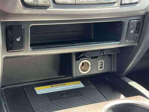 Used 2023 Honda Passport EX-L image 39