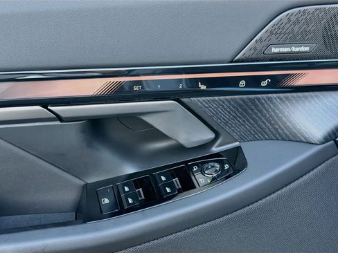 New 2027 BMW 530i xDrive w/ Premium Package AWD/4WD image 23