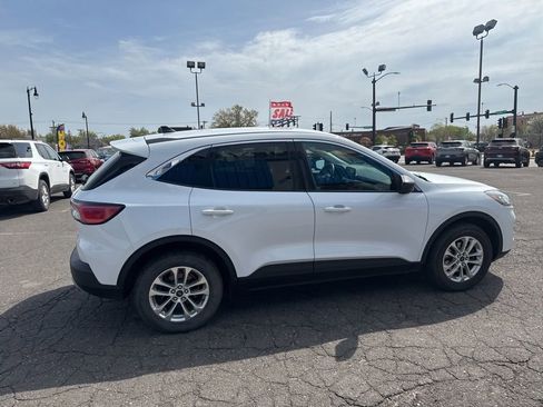 Used 2022 Ford Escape SE AWD/4WD image 7