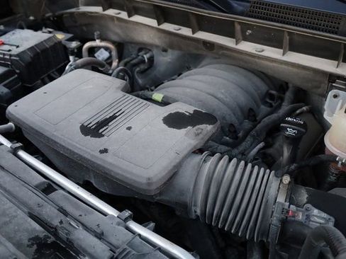 Used 2023 GMC Sierra 1500 Elevation image 9