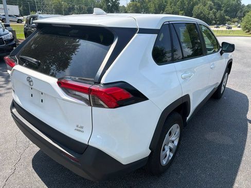 Used 2025 Toyota RAV4 LE AWD/4WD image 5