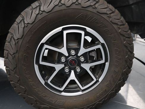Used 2024 Jeep Wrangler Unlimited Rubicon AWD/4WD image 15