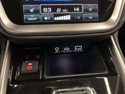 Certified 2025 Subaru Legacy Premium image 27