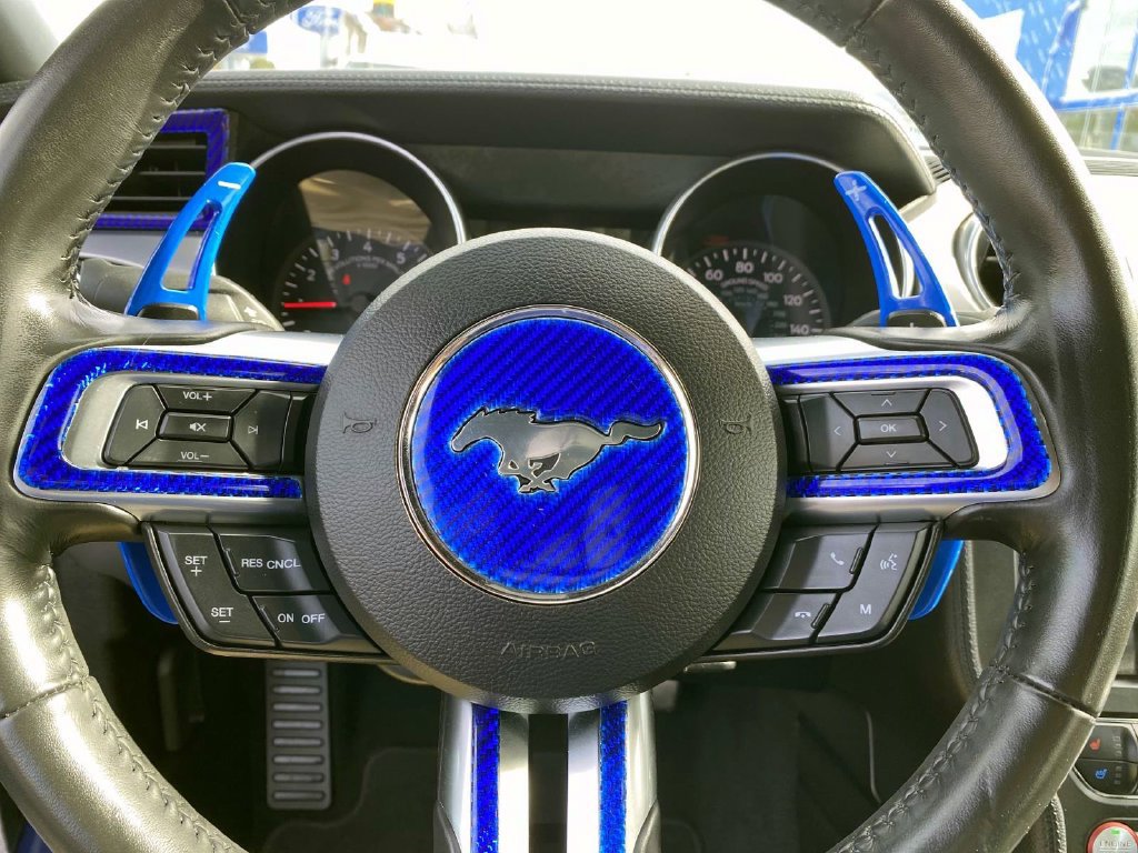 Used 2020 Ford Mustang Premium RWD image 16