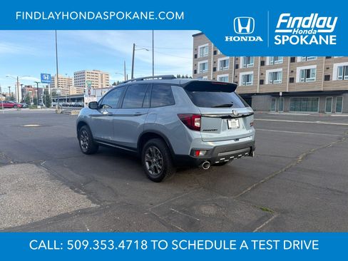 Used 2024 Honda Passport TrailSport image 3