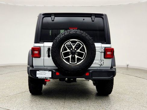 Used 2024 Jeep Wrangler Unlimited Rubicon w/ Convenience Group image 6