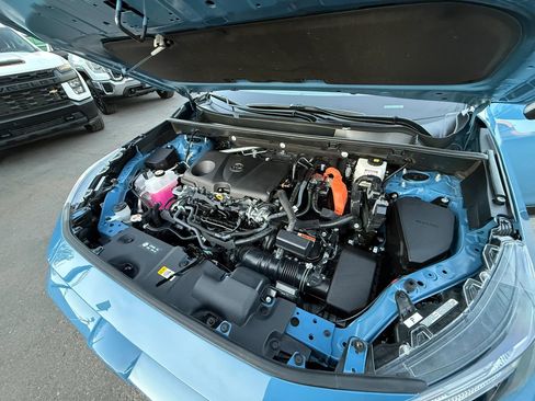 Used 2024 Toyota RAV4 SE w/ Convenience Package image 55