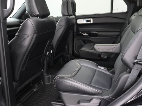Used 2021 Ford Explorer ST w/ Equipment Group 401A AWD/4WD image 9