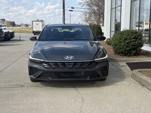 New 2026 Hyundai Elantra Sport FWD image 12