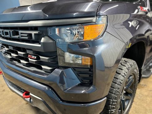 Used 2022 Chevrolet Silverado 1500 Custom Trail Boss AWD/4WD image 6
