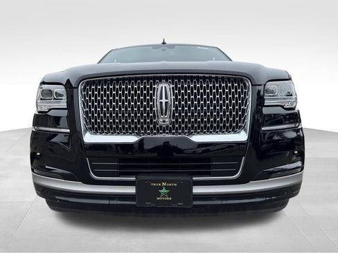Used 2024 Lincoln Navigator Reserve w/ Equipment Group 201A image 4