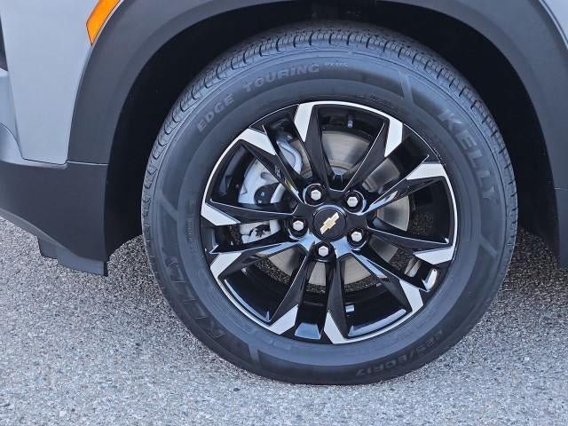 Used 2023 Chevrolet TrailBlazer LT w/ Convenience Package FWD image 32